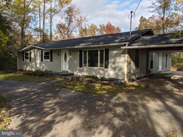 205 CEDAR BRIDGE RD, Monroeville, NJ 08343