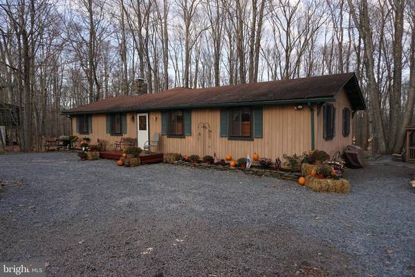 1724 STAG RUN, Pocono Lake, PA 18347