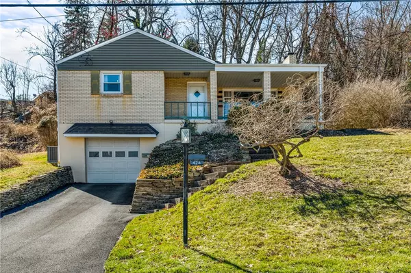 White Oak, PA 15131,424 Oliver Dr