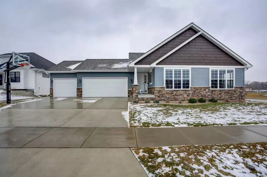 7728 Catchfly Ln, Deforest, WI 53532