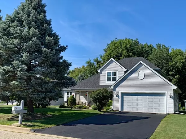 3113 Satinwood Dr, Janesville, WI 53546