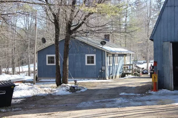 14 Elm Street EXT, Ossipee, NH 03864