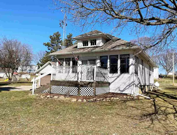 Friesland, WI 53935,109 2nd St