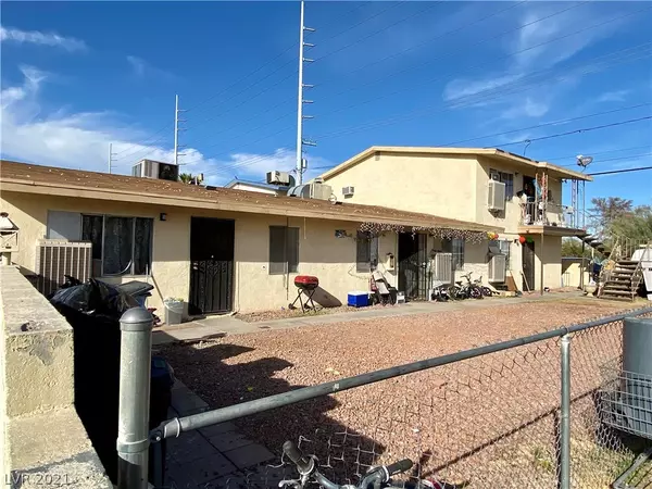 5032 Pebble Beach Boulevard, Las Vegas, NV 89108