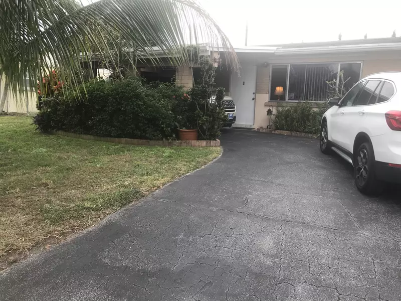 4364 N Mary CIR, Palm Beach Gardens, FL 33410