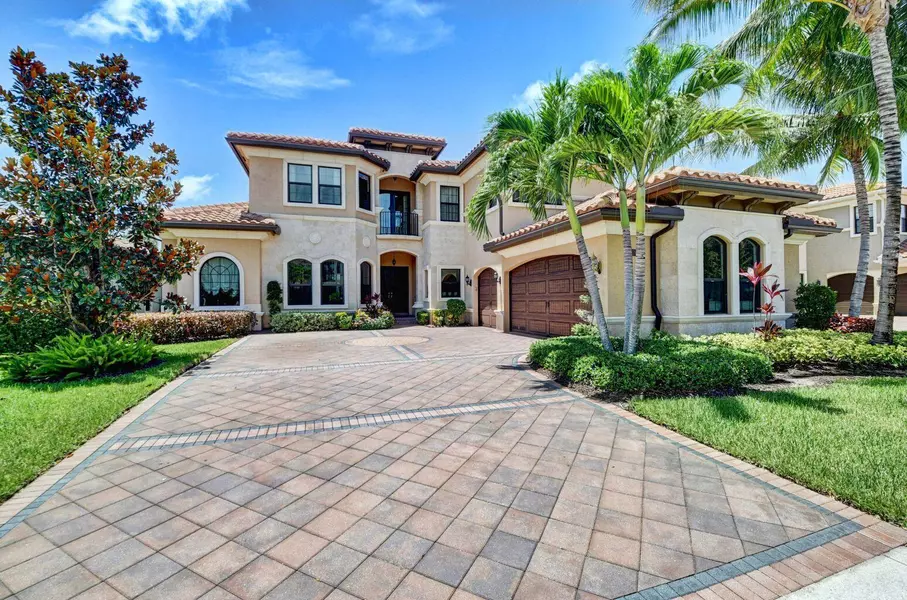 8285 Hawks Gully AVE, Delray Beach, FL 33446