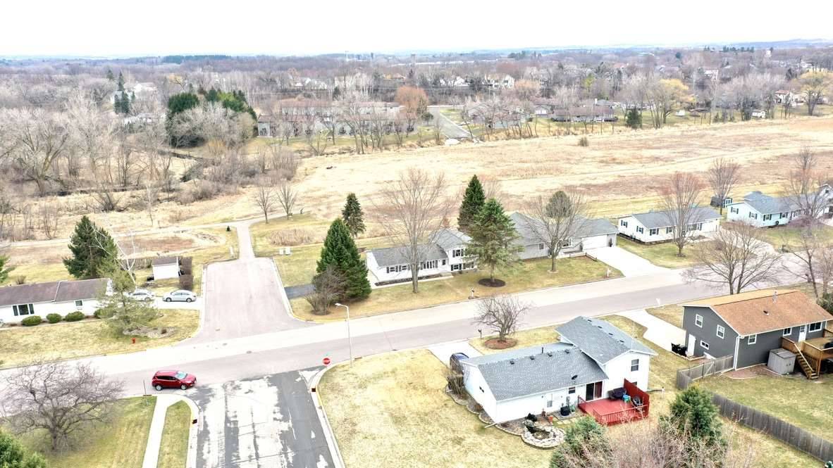Deforest, WI 53532,801 Acker Pky