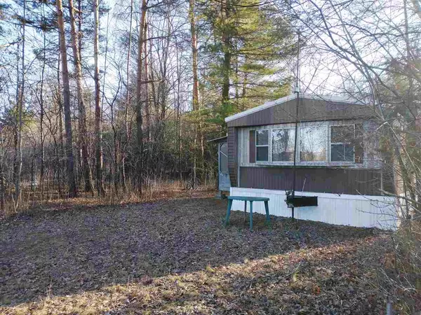 N7255 Lock Rd, Princeton, WI 54968