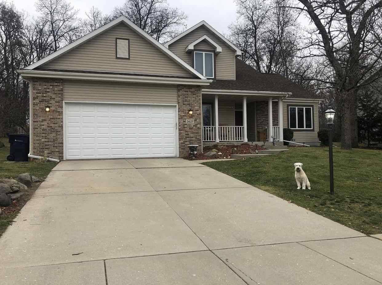 3627 Briar Crest Dr, Janesville, WI 53546