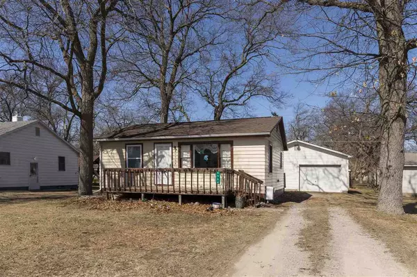 Caseville, MI 48725,6964 Lakeview St