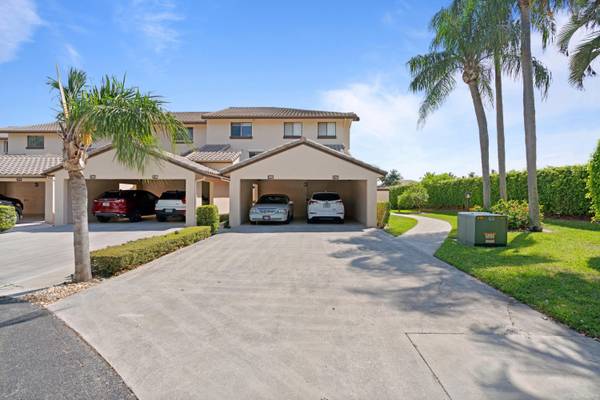 210 Captains WALK 705, Delray Beach, FL 33483