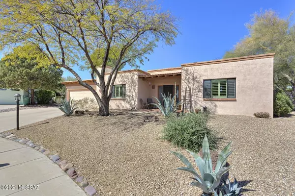 211 E Placita Pera, Green Valley, AZ 85614