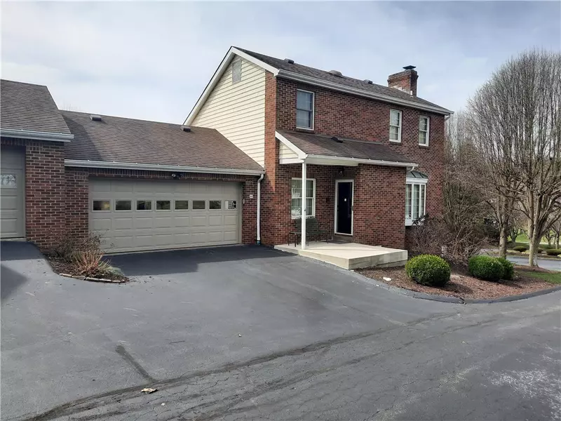 200 Bayberry Ct, Mcmurray, PA 15317