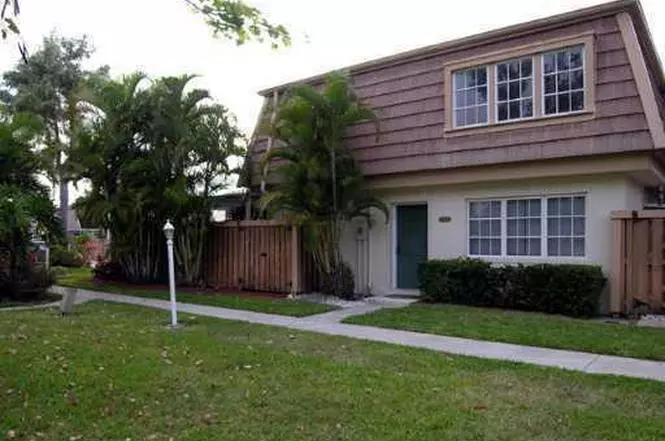 4356 Hazel AVE B, Palm Beach Gardens, FL 33410