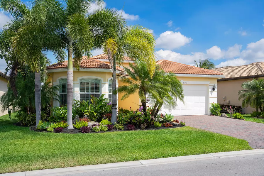 8693 Cathedral Peak CT, Boynton Beach, FL 33473