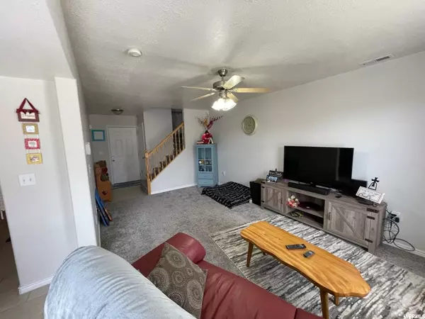 Clinton, UT 84015,652 W 800 N #59