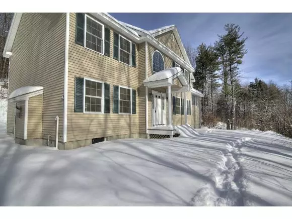 118 Grapevine RD, Dunbarton, NH 03046