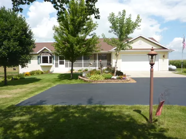 8720 W Orfordville-Hanover Rd, Orfordville, WI 53576