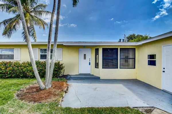 584 NW 16th CT, Boca Raton, FL 33486