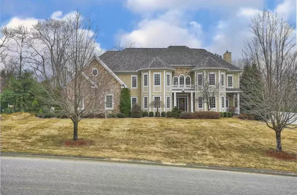 14 Timberlane RD, Windham, NH 03087