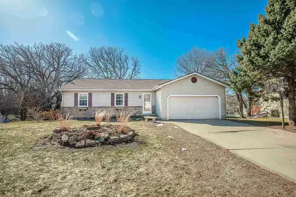 Madison, WI 53716-2447,21 RUSTIC WOODS CT