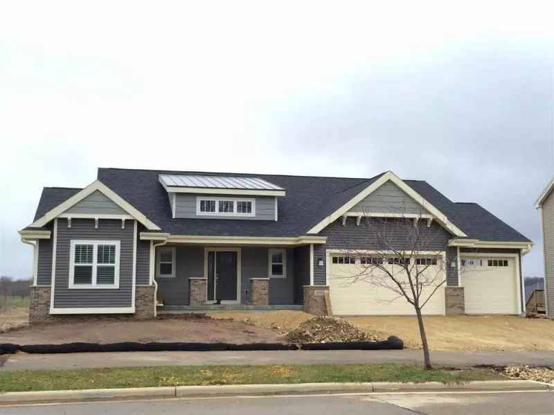 637 Mourning Dove Ct, Marshall, WI 53559