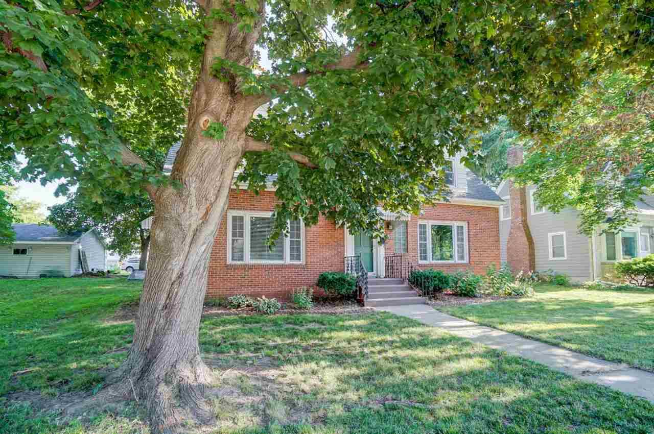 Baraboo, WI 53913,714 8th Ave
