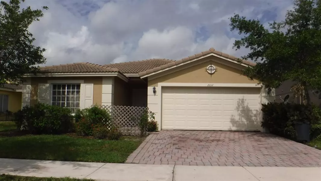 2011 SW Newport Isles BLVD, Port Saint Lucie, FL 34953