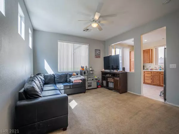 Las Vegas, NV 89166,8101 Starling View Court