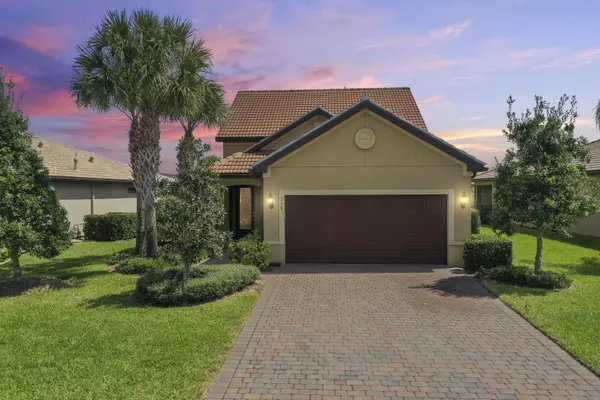 258 SE Courances DR, Port Saint Lucie, FL 34984