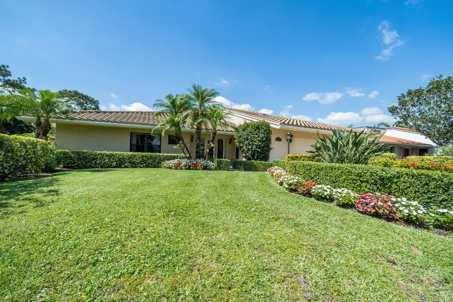 13808 Sand Crane DR, Palm Beach Gardens, FL 33418