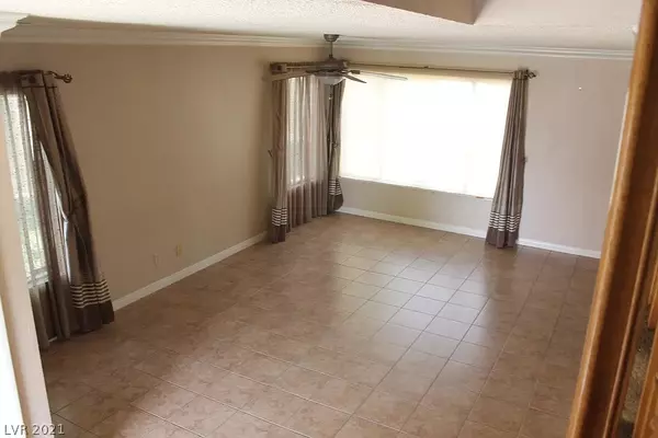 Henderson, NV 89014,950 Sedona Road