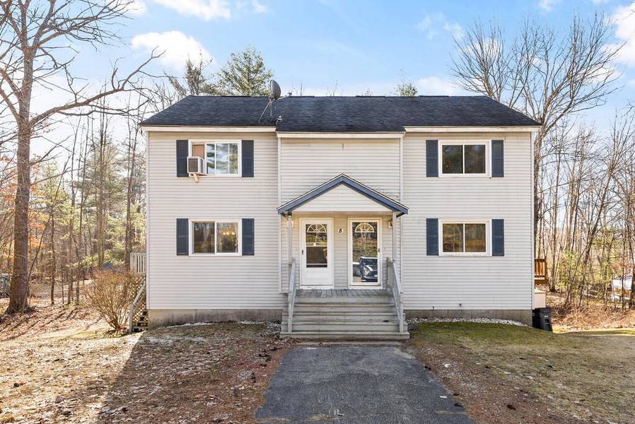 8 Lincoln DR #A, Hooksett, NH 03106