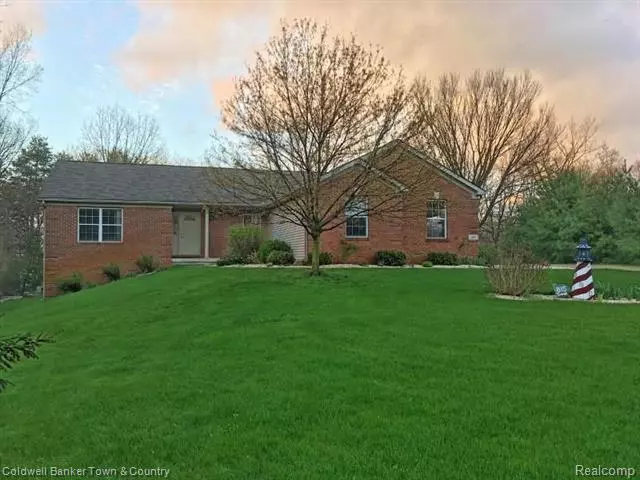 815 SARAH, Putnam Twp, MI 48169