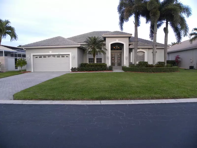 2221 SE Stonehaven RD, Port Saint Lucie, FL 34952