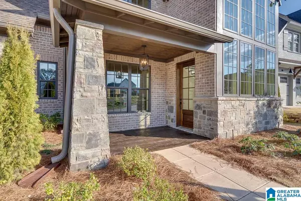 Vestavia Hills, AL 35216,3332 SOUTHBEND CIRCLE