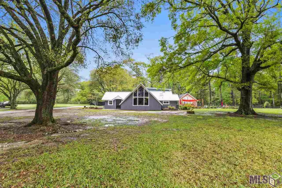 32355 HOLM RD, Walker, LA 70785