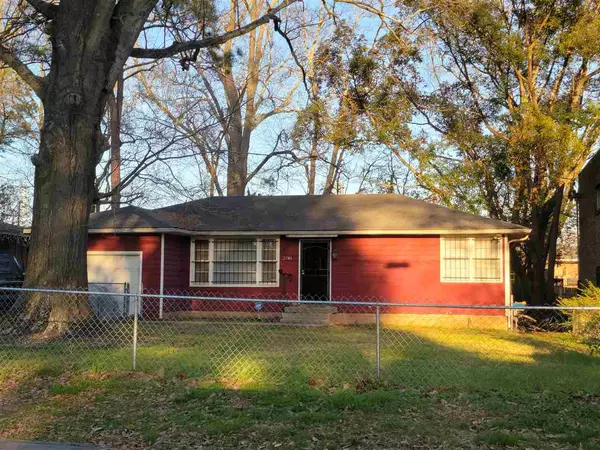 2741 IOWA ST, Baton Rouge, LA 70802