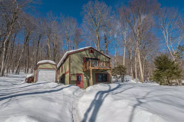 44 Howes LOOP, Wilmington, VT 05363