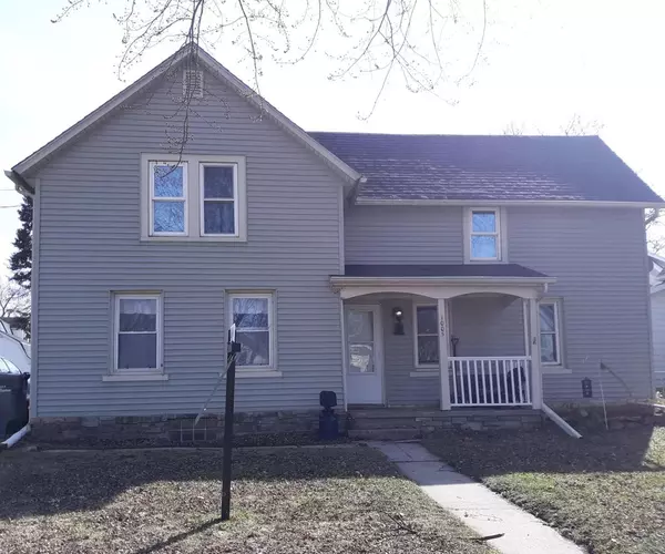 1005 Western Ave, Watertown, WI 53094