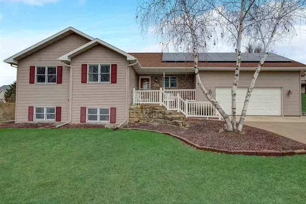 20 Park View Glen, Dodgeville, WI 53533