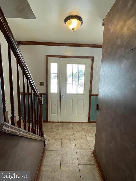 83 RIDGE DR, Mohrsville, PA 19541