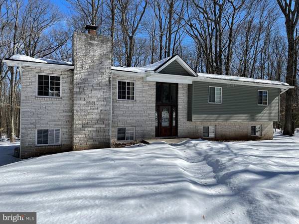 1744 STAG RUN, Pocono Lake, PA 18347