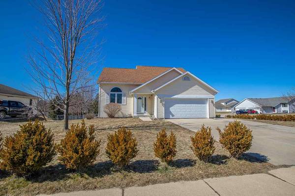 324 N Kerch St, Brooklyn, WI 53521