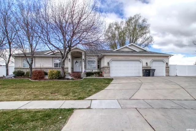 South Jordan, UT 84009,10336 S WHISPERING SANDS DR