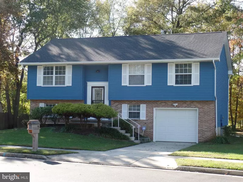 16 MILLBANK LN, Voorhees, NJ 08043