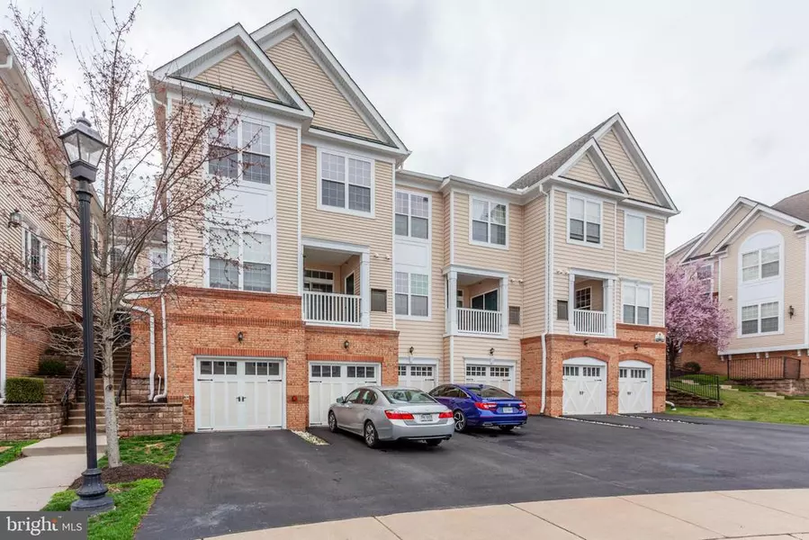 43935 HICKORY CORNER TER #110, Ashburn, VA 20147