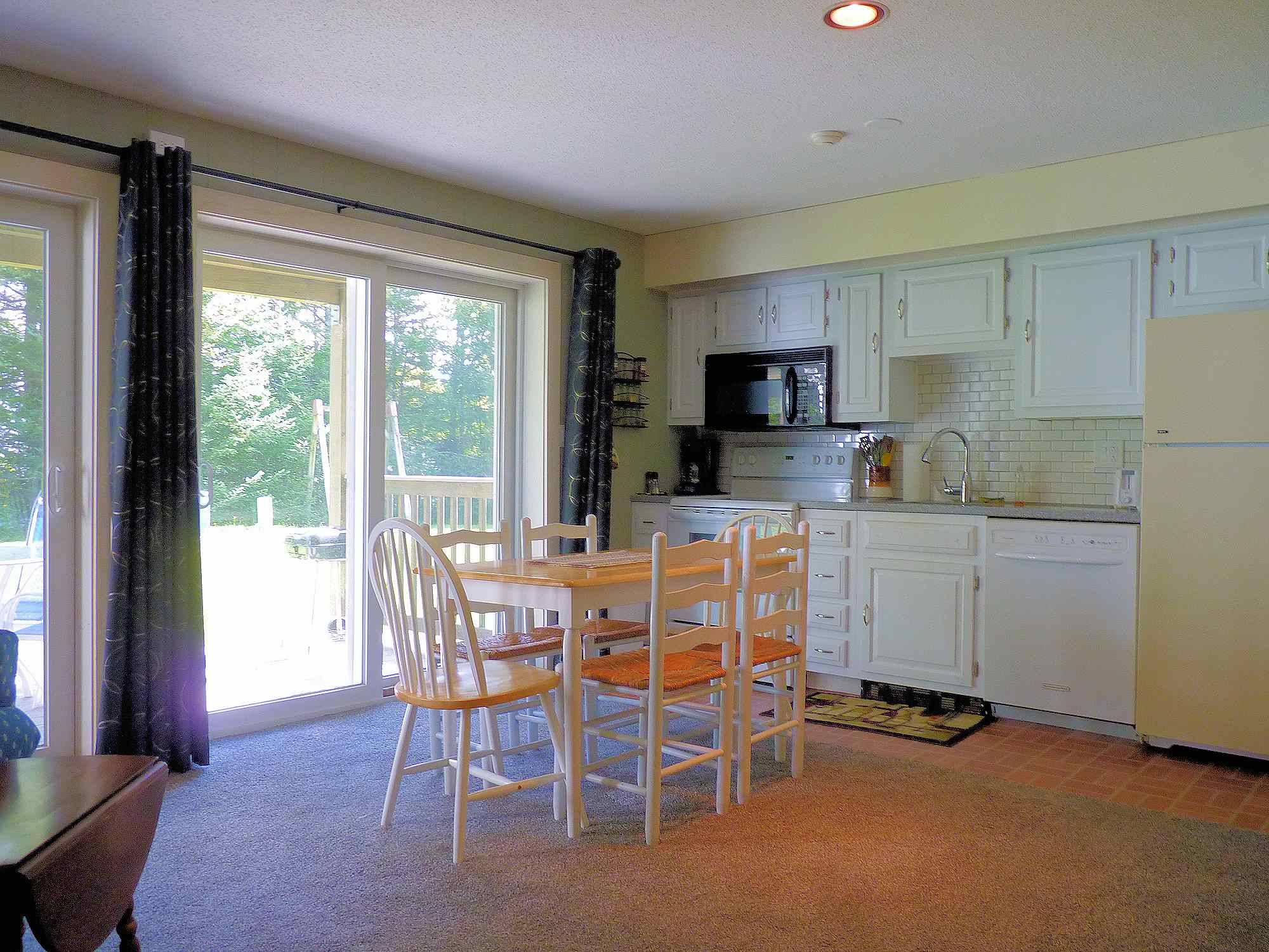 Peru, VT 05152,78 Farm RD #B2