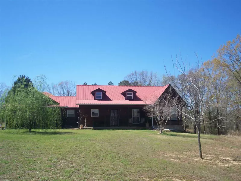 2140 PEA VINE RD, Middleton, TN 38052