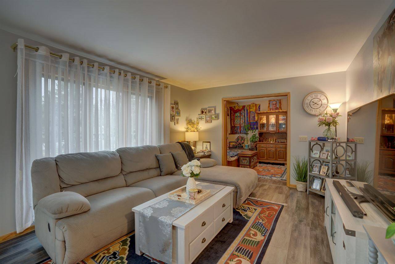 Madison, WI 53711,13 Newbury Cir
